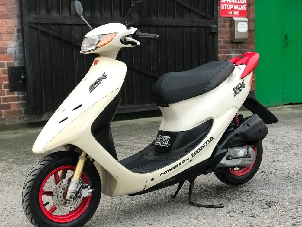 Honda Dio 50 Zx Moped Seven Seas Motors