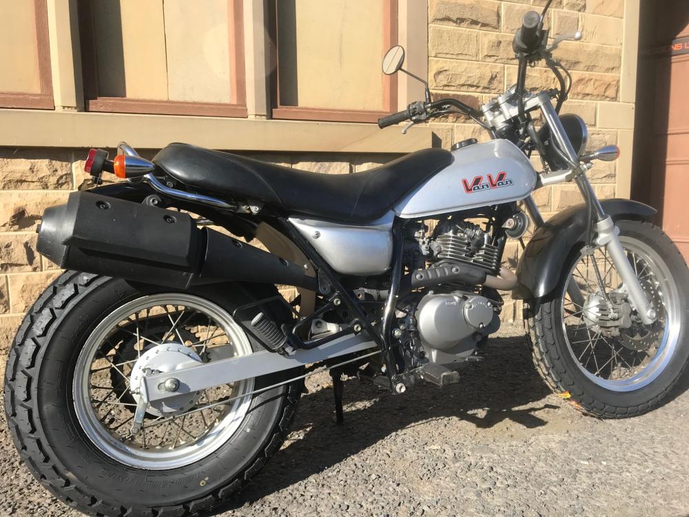 suzuki van van 200 custom