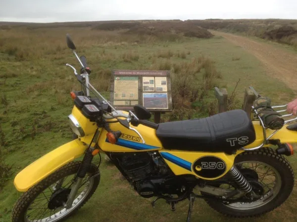 Keith's TS250 at Bloworth Crossing