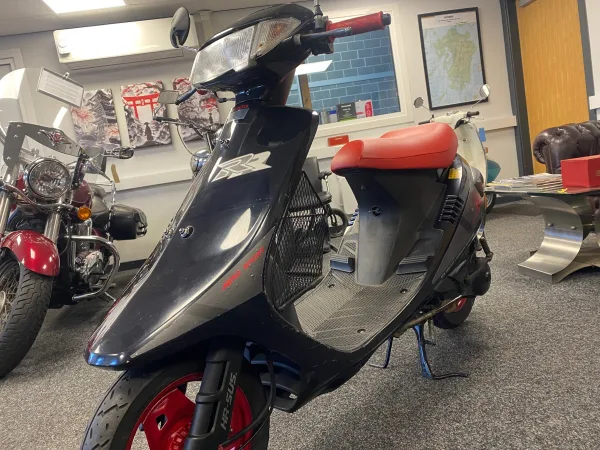 1988 Honda DJ1 RR 50 - photo 3