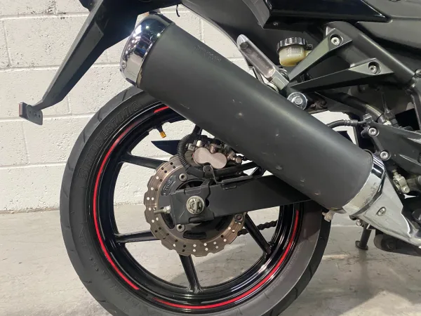 2011 Kawasaki Ninja 250 SE - photo 8