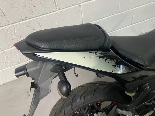 2011 Kawasaki Ninja 250 SE - photo 9