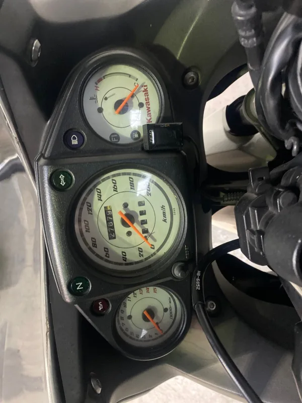 2011 Kawasaki Ninja 250 SE - photo 14