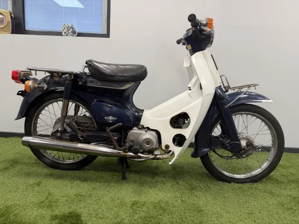 1992 Honda C90