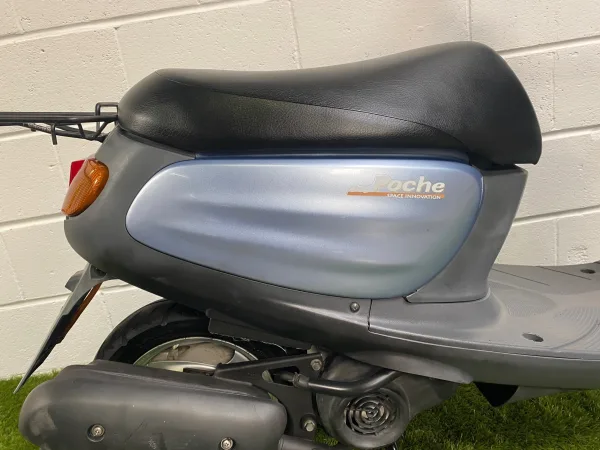 2005 Yamaha jog - photo 8