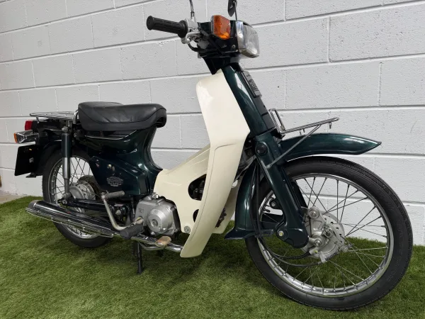 2000 Honda c50 - photo 2
