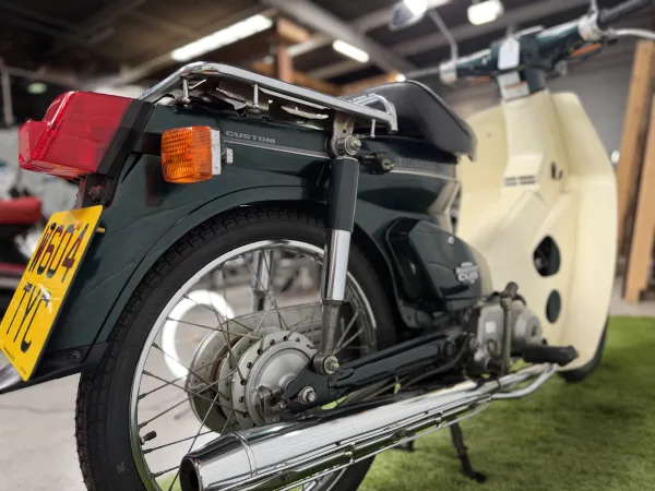 2000 Honda c50 - photo 18