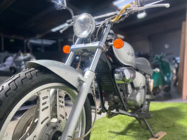 1999 Honda magna 50 - photo 13