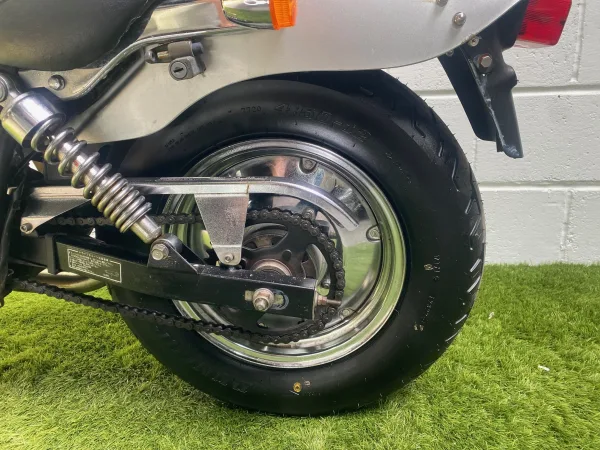 1999 Honda magna 50 - photo 19