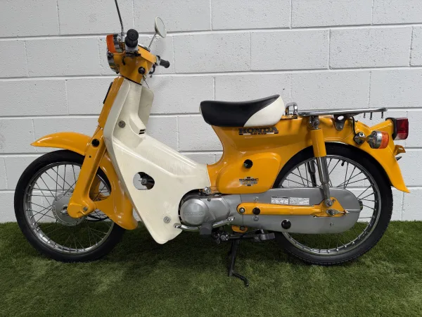 2001 Honda c50 - photo 6
