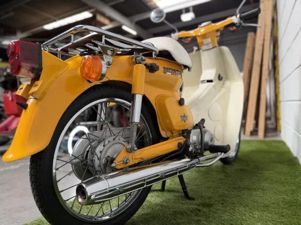 2001 Honda c50 - photo 7