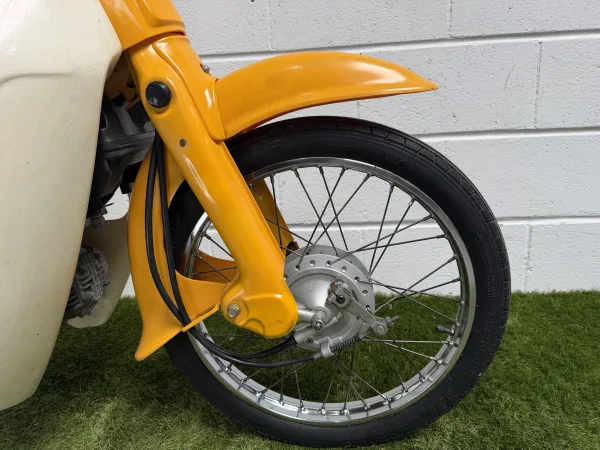 2001 Honda c50 - photo 13