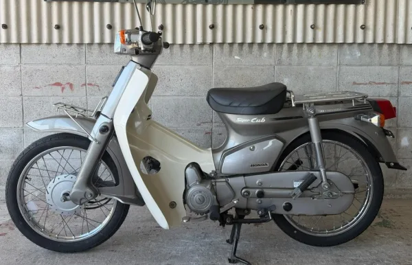 2002 Honda c90 custom