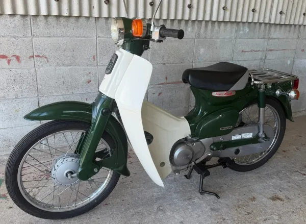2002 Honda c50 - photo 3