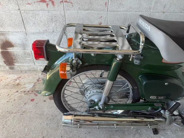 2002 Honda c50 - photo 5