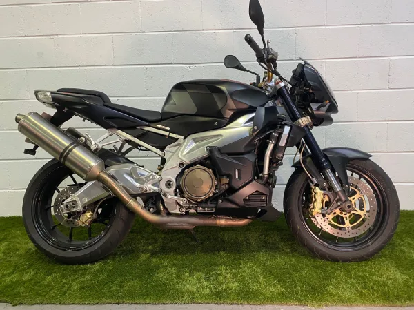2011 Aprilia tuono 1000 RR