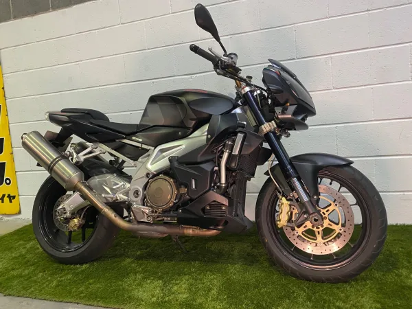 2011 Aprilia tuono 1000 RR - photo 2