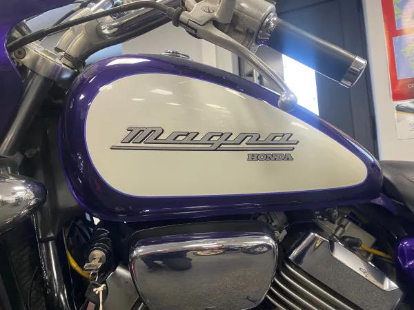 1995 Honda magna 750 rs - photo 6