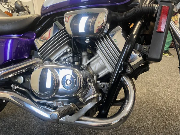 1995 Honda magna 750 rs - photo 14