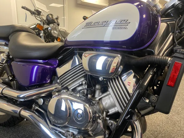 1995 Honda magna 750 rs - photo 15