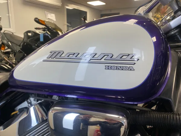 1995 Honda magna 750 rs - photo 16